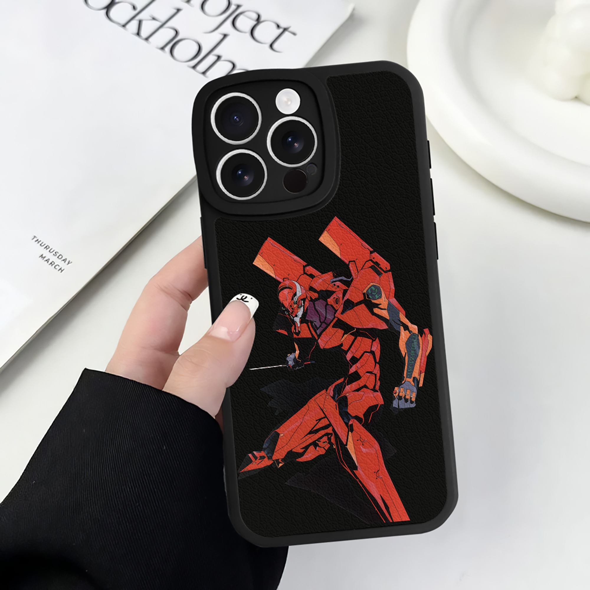 （画像用） EVA 新世紀エヴァンゲリオン 【iPhone 16シリーズ対応】シリコンスマホケース（レザー調） 材質：シリコン